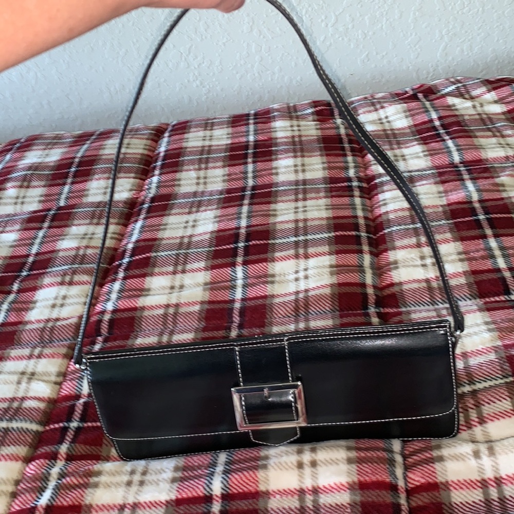 Rectangular/Triangular Black Envelope Style Purse - image 7